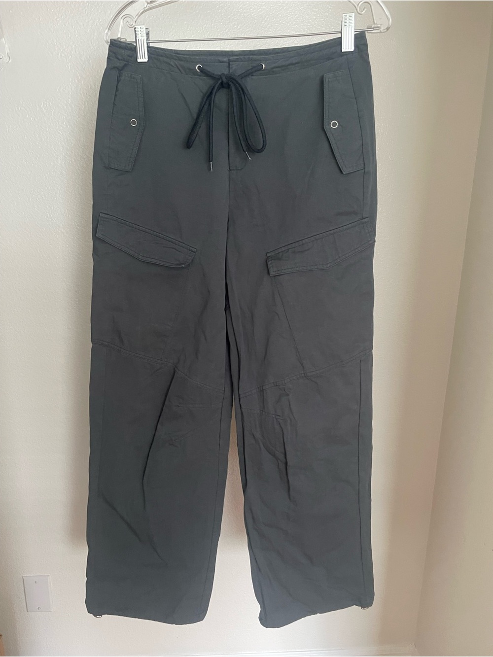 Superdown Gray Wide Leg Cargo Pants - Size S